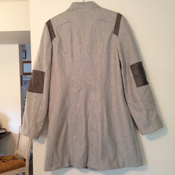 Calvin Klein Gray Wool Pea Coat With Rose Gold or Mauve Color Lining - Picture 7 of 7